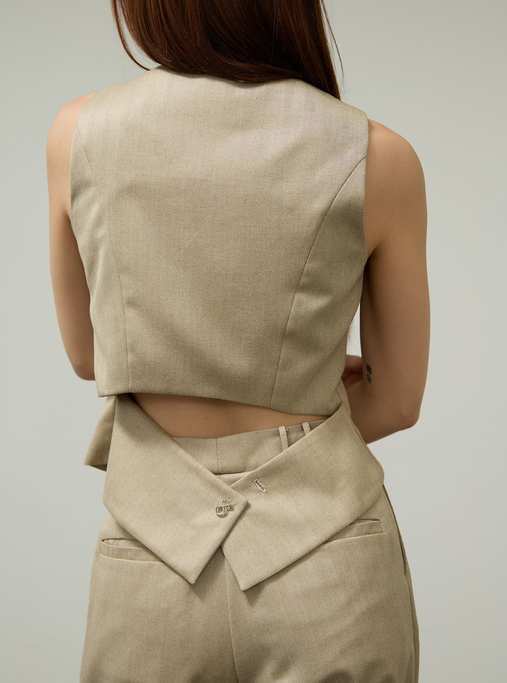 VEST Cropped SS26