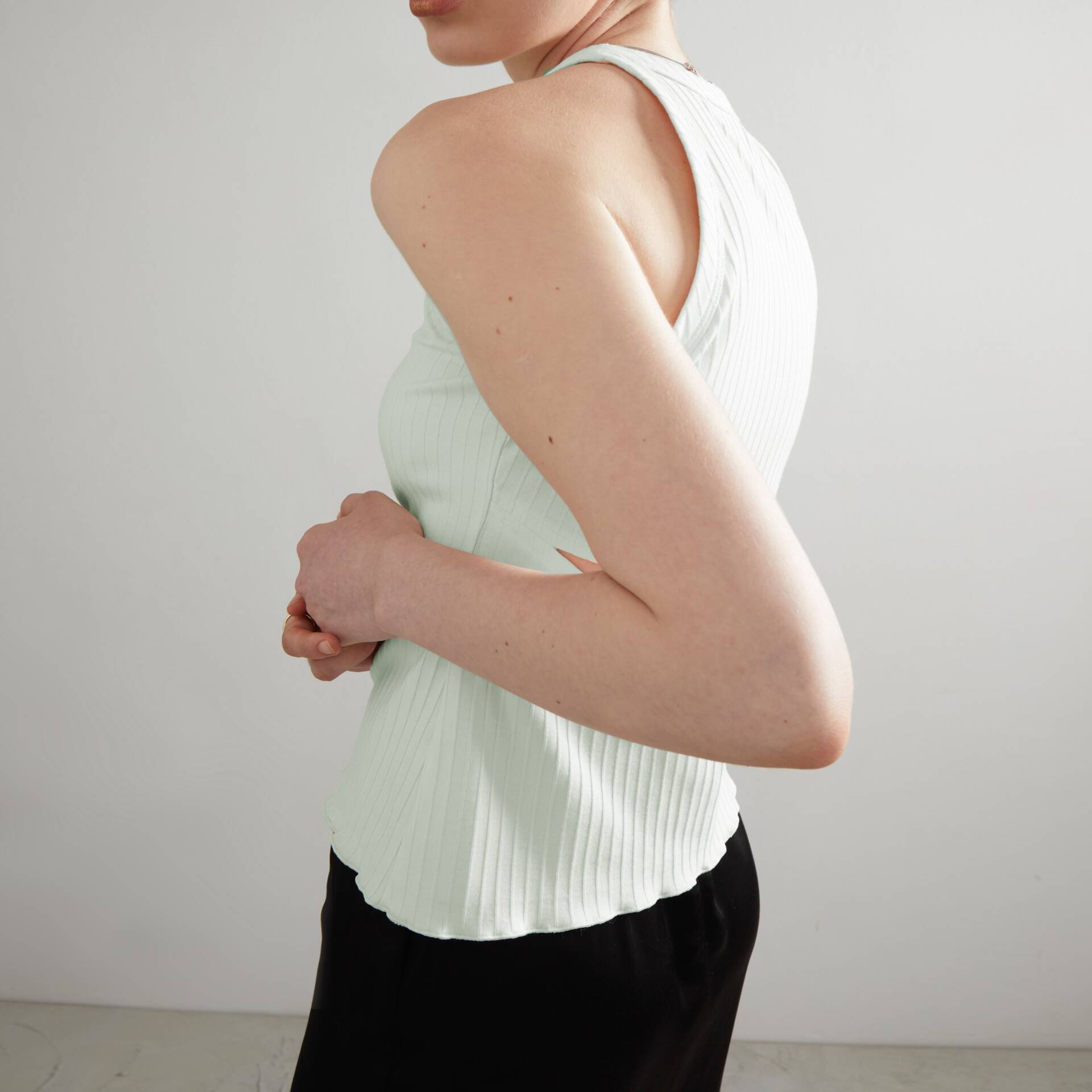 TANK PF23 Top Back Slit Mint