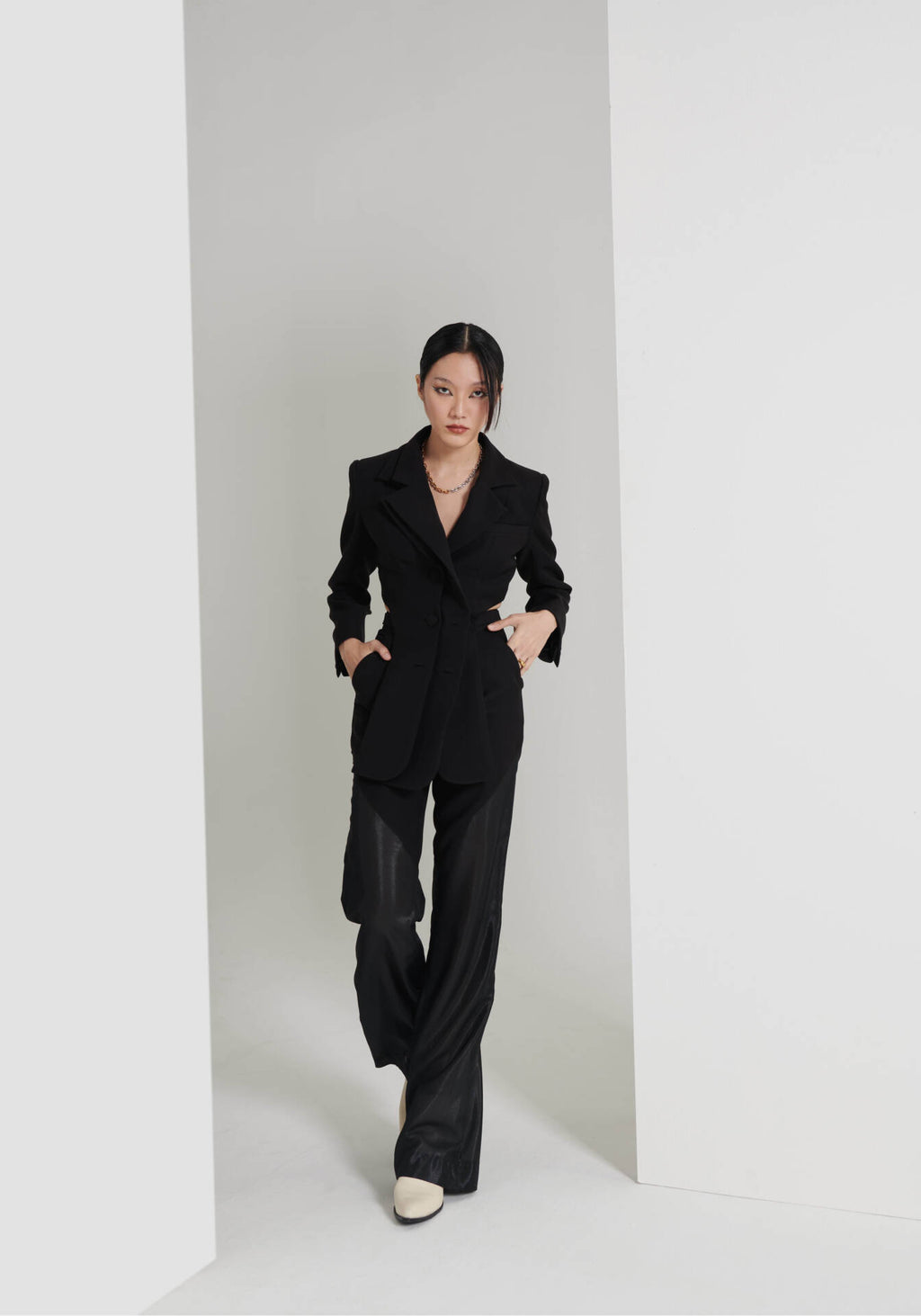 BLAZER PF22 Open Back (Adjustable Waist Strap)
