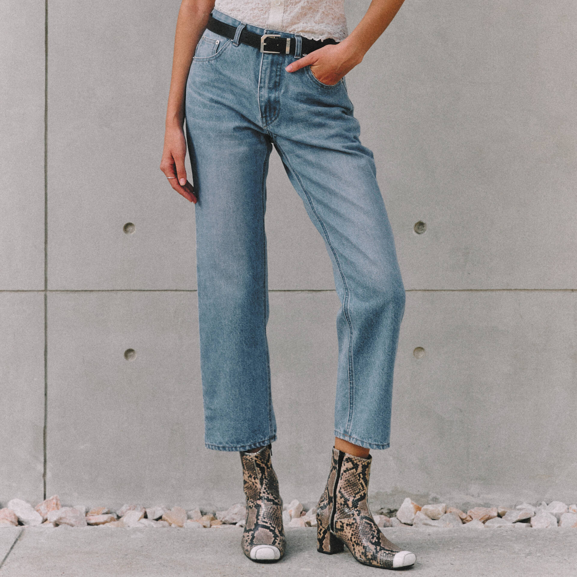 MONICA BOYFRIEND JEANS Mid-Rise Blue