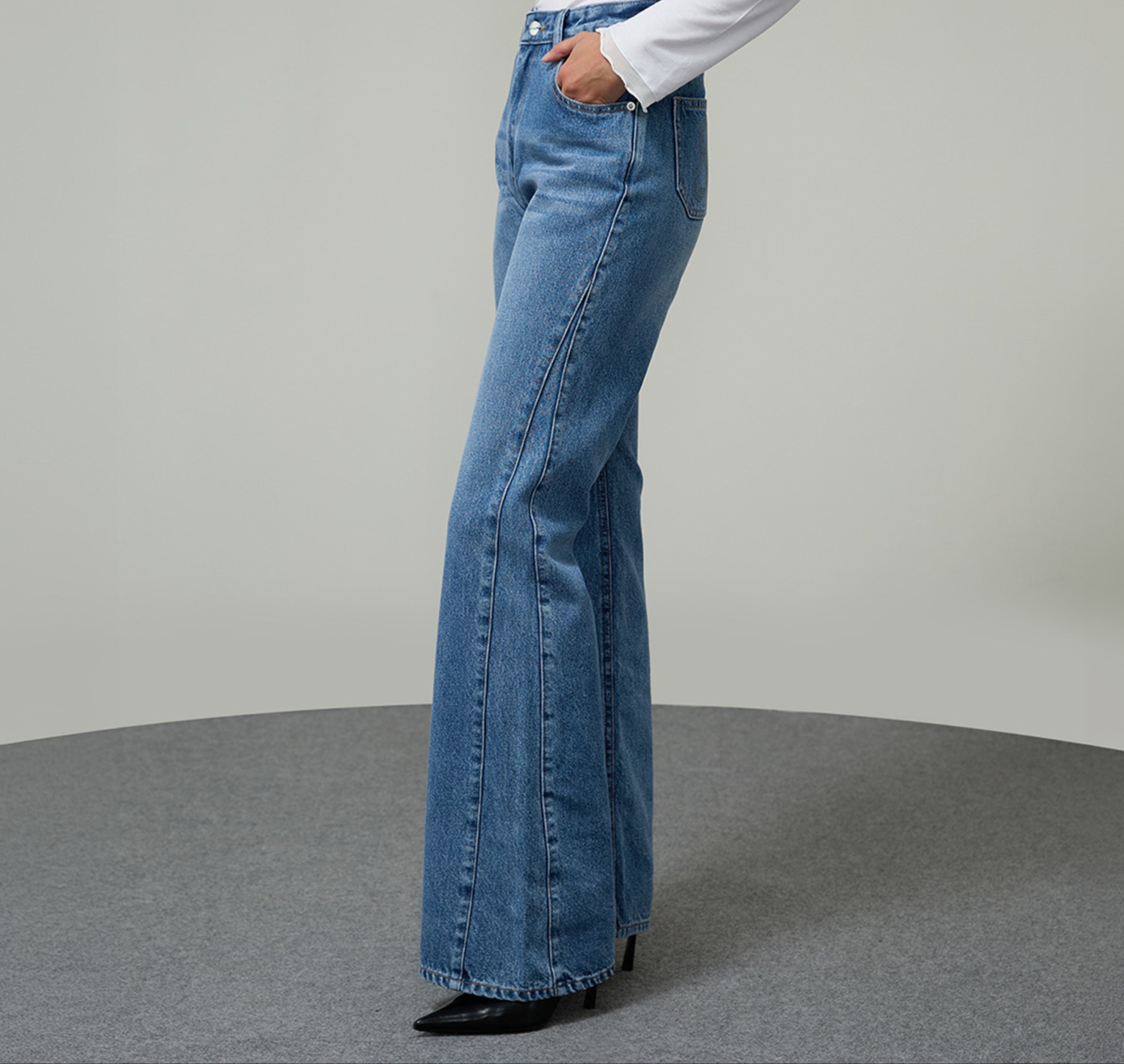 JEANS SS26 FLARE INSERT