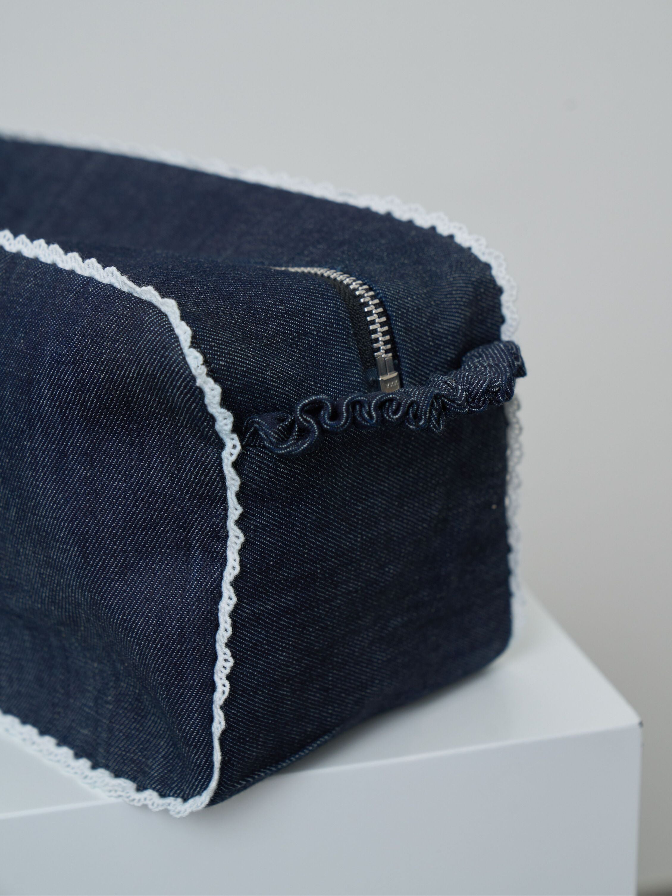 MN DENIM POUCH FW26