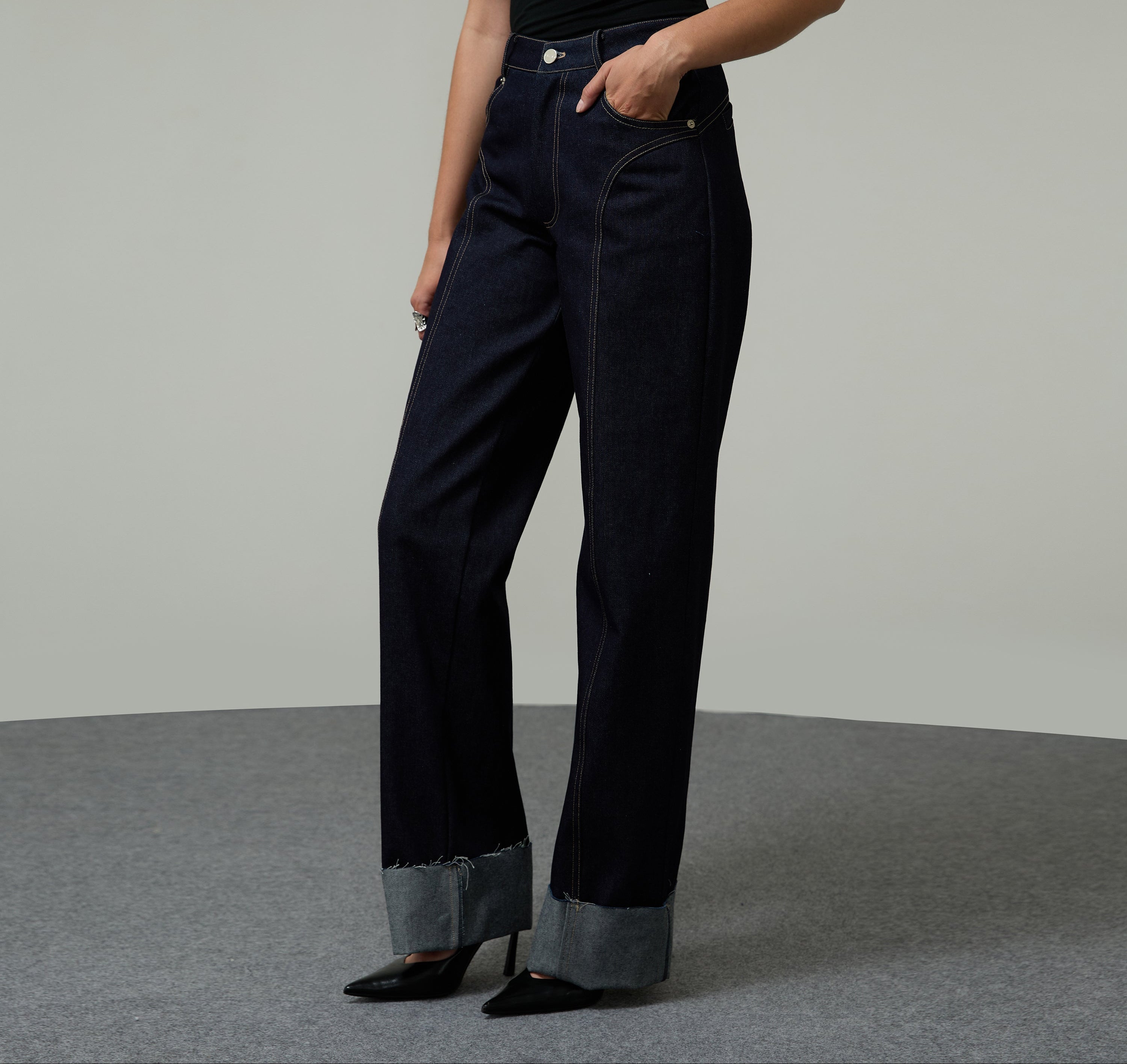JEANS SS26 CUFF (Mid-Rise)