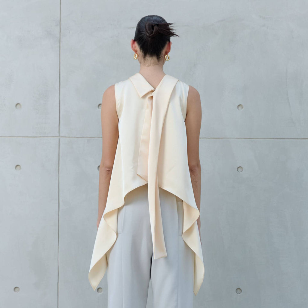 COLLAR BUTTERFLY TOP (Strap hang at back/around the neck)