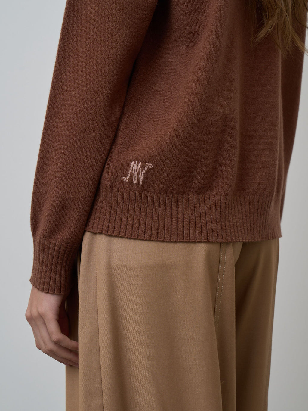 KNIT SWEATER V MN FW26