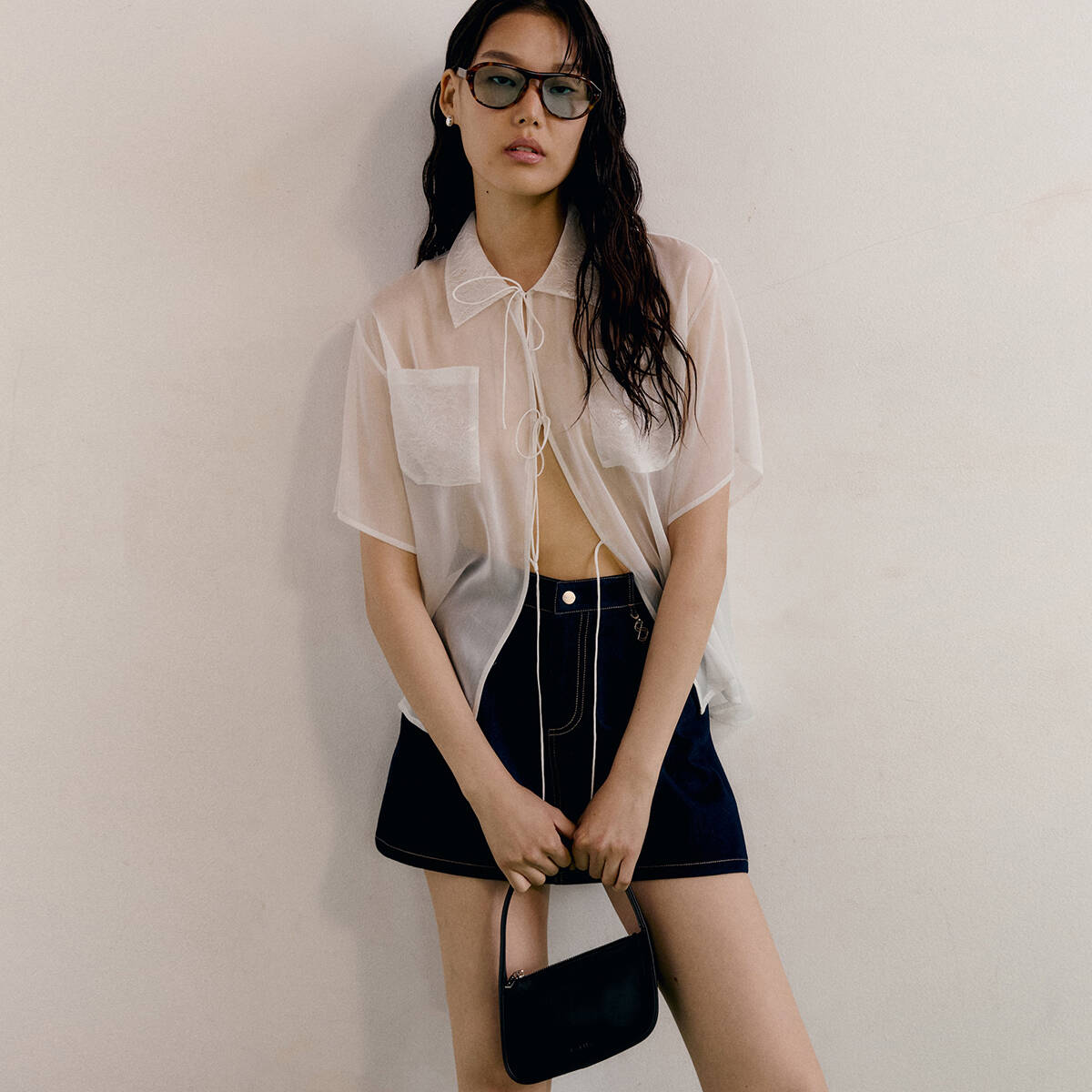 SHEER SHIRT PF25 LACE DETAILS