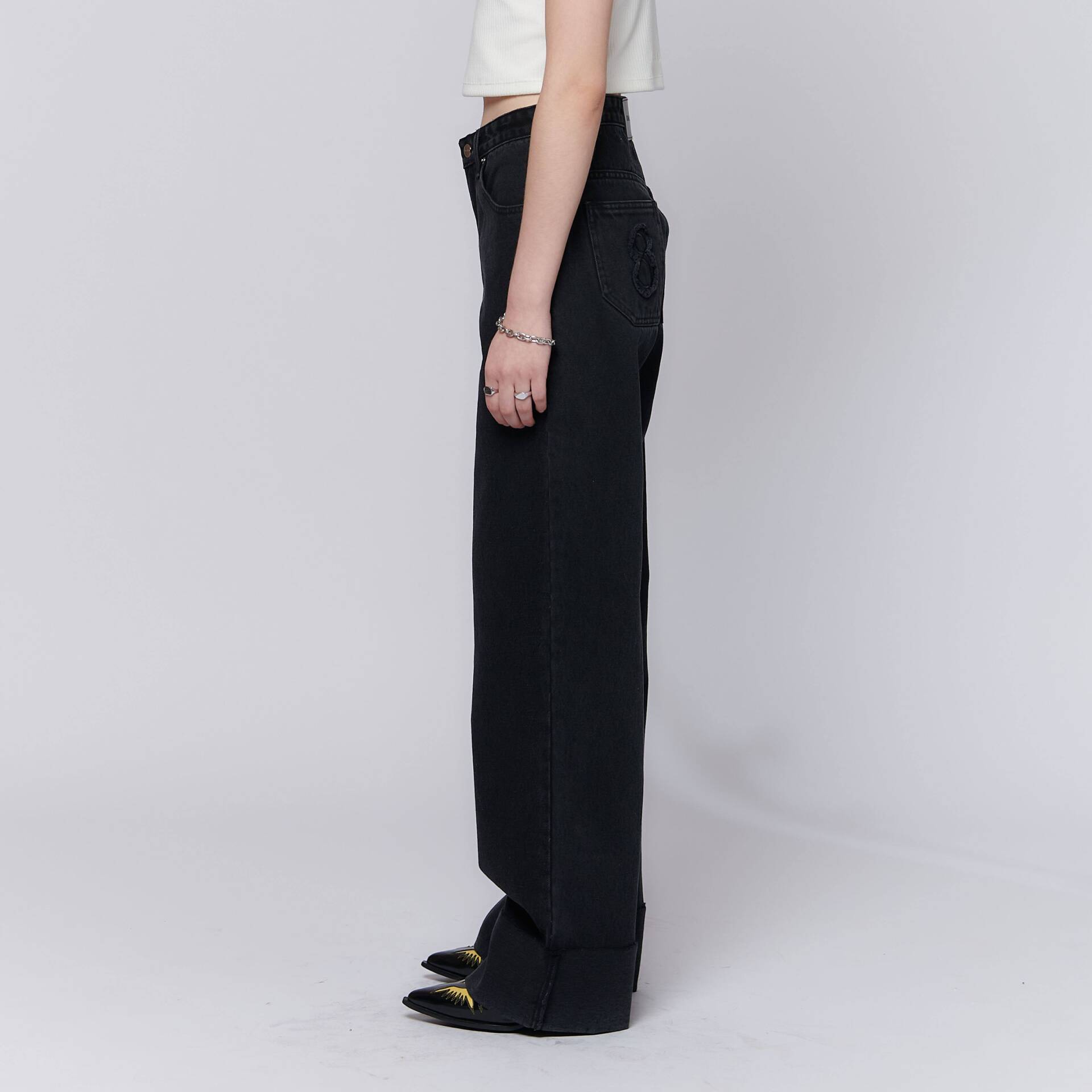 JEANS CUFF Mid-Rise Waist Bleach Black