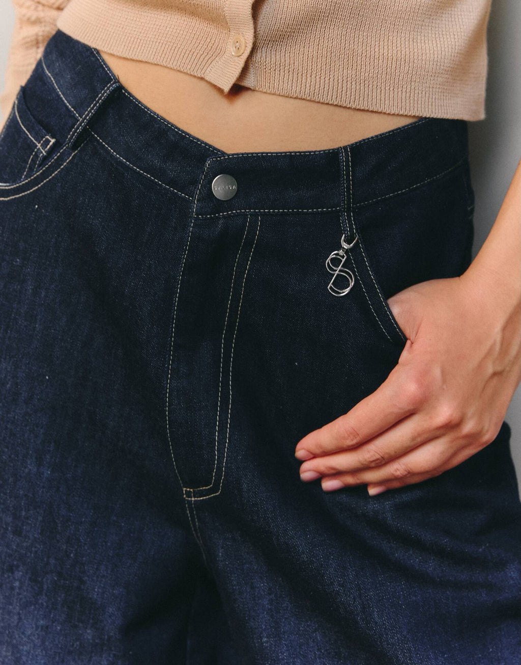 SHORTS V Bermuda Mid-Rise Dark Denim