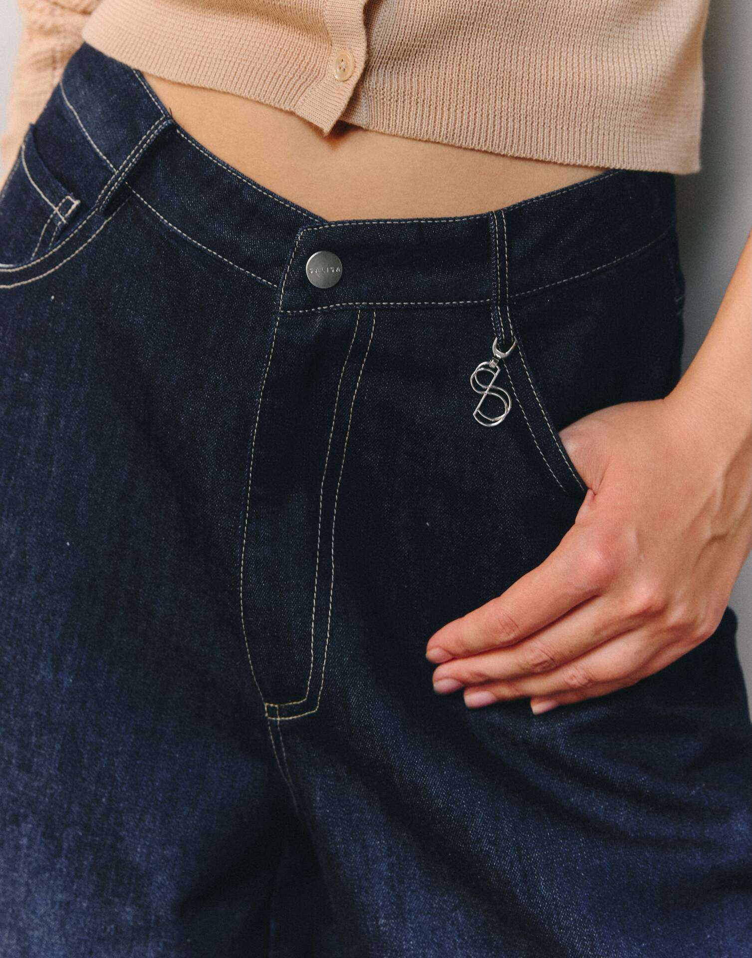 SHORTS V Bermuda Mid-Rise Dark Denim