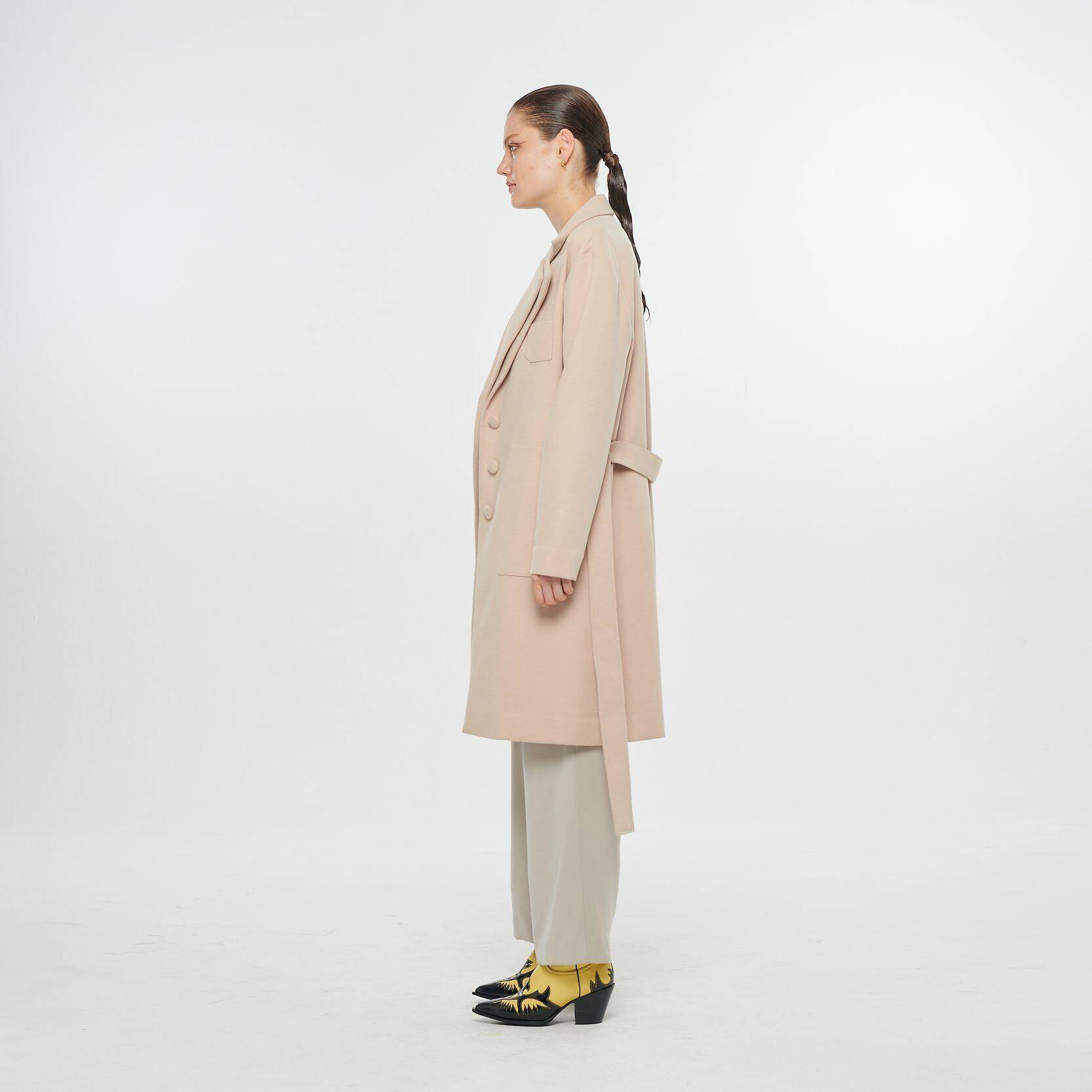 COAT Wool Ivory Double Lapel