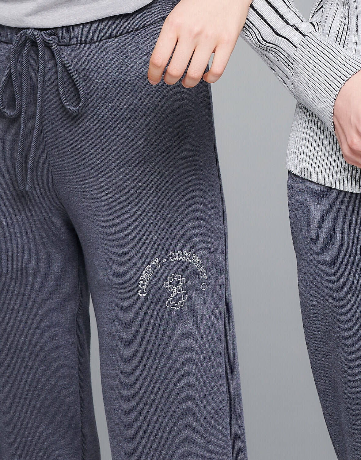 RS23 EiE JOGGERS Soft Modal Dark Grey