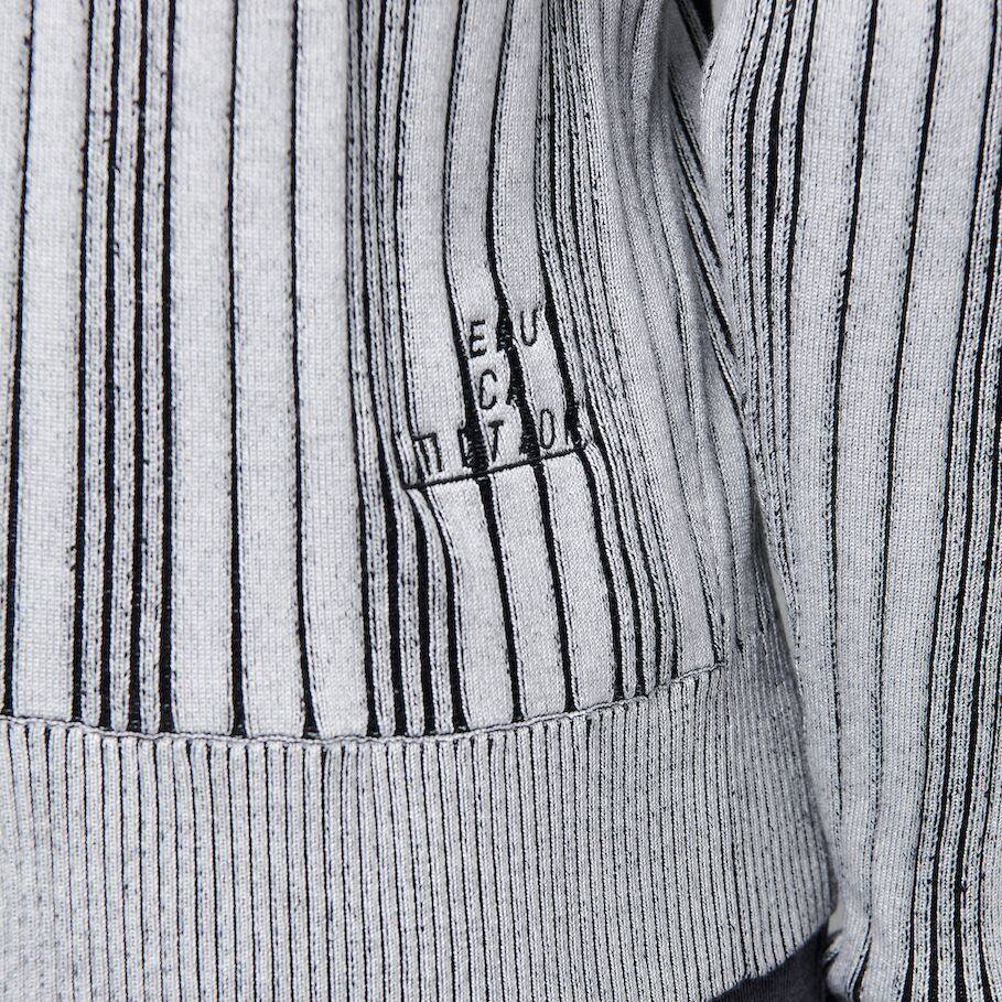 EiE Unisex SWEATER COMFY COMPANY