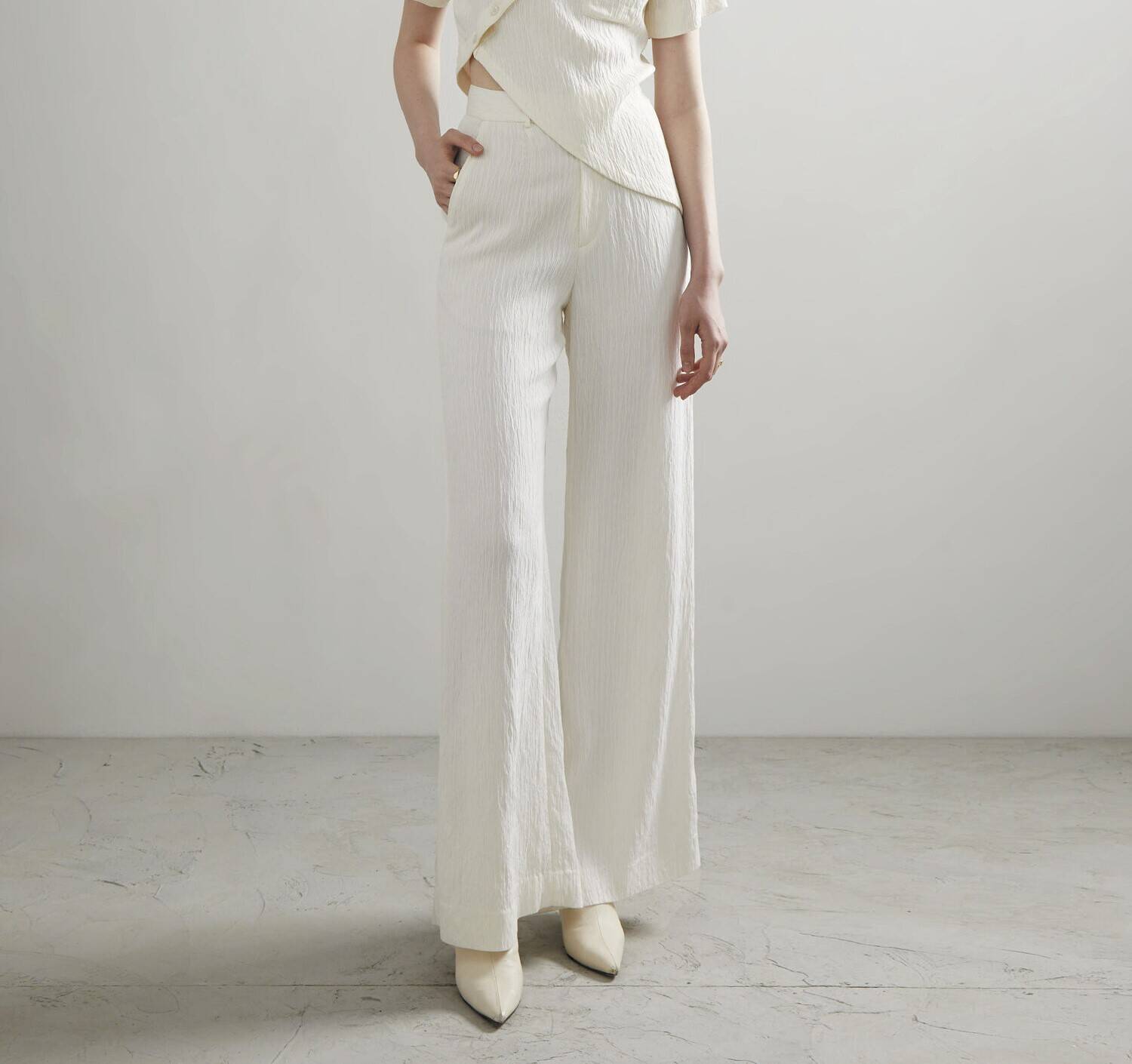 PANTS IRREGULAR PLEAT Ivory
