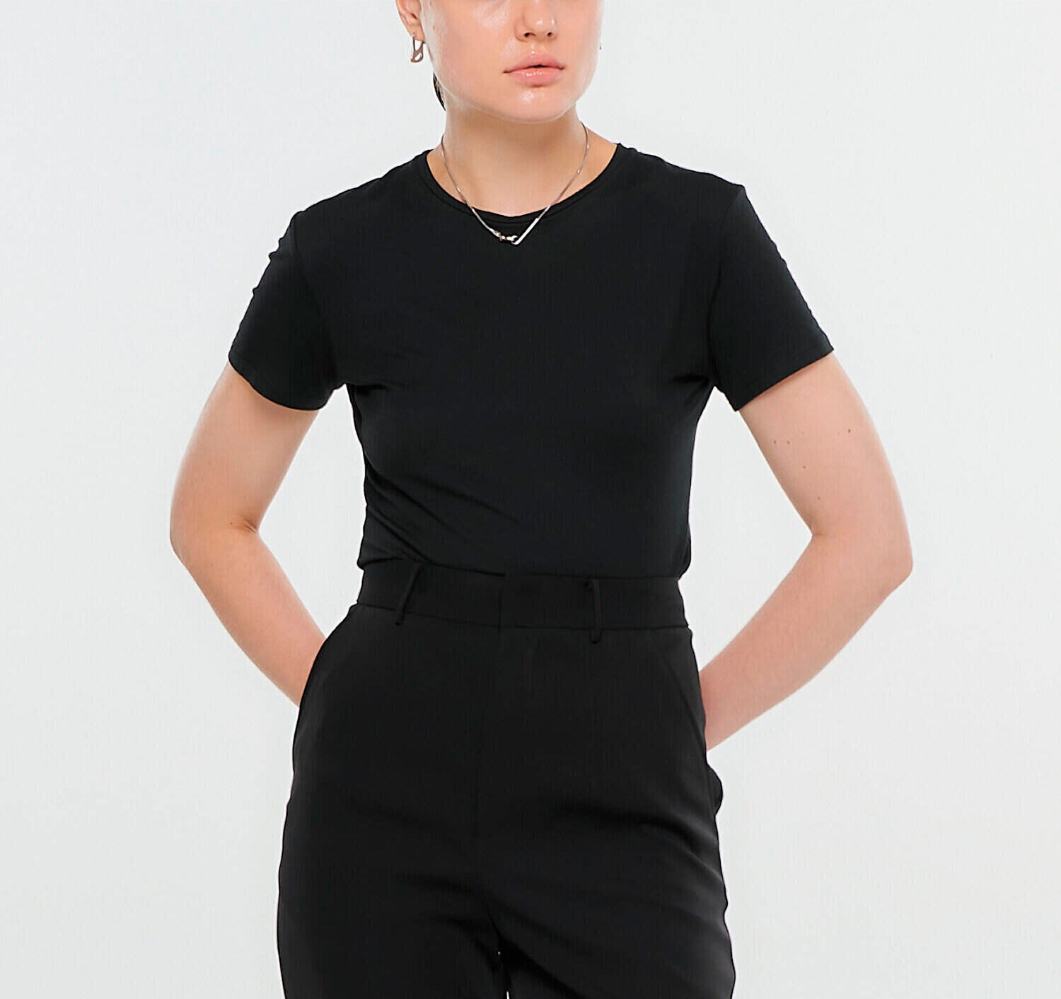 Basic Soft Modal T-SHIRT Logo Black