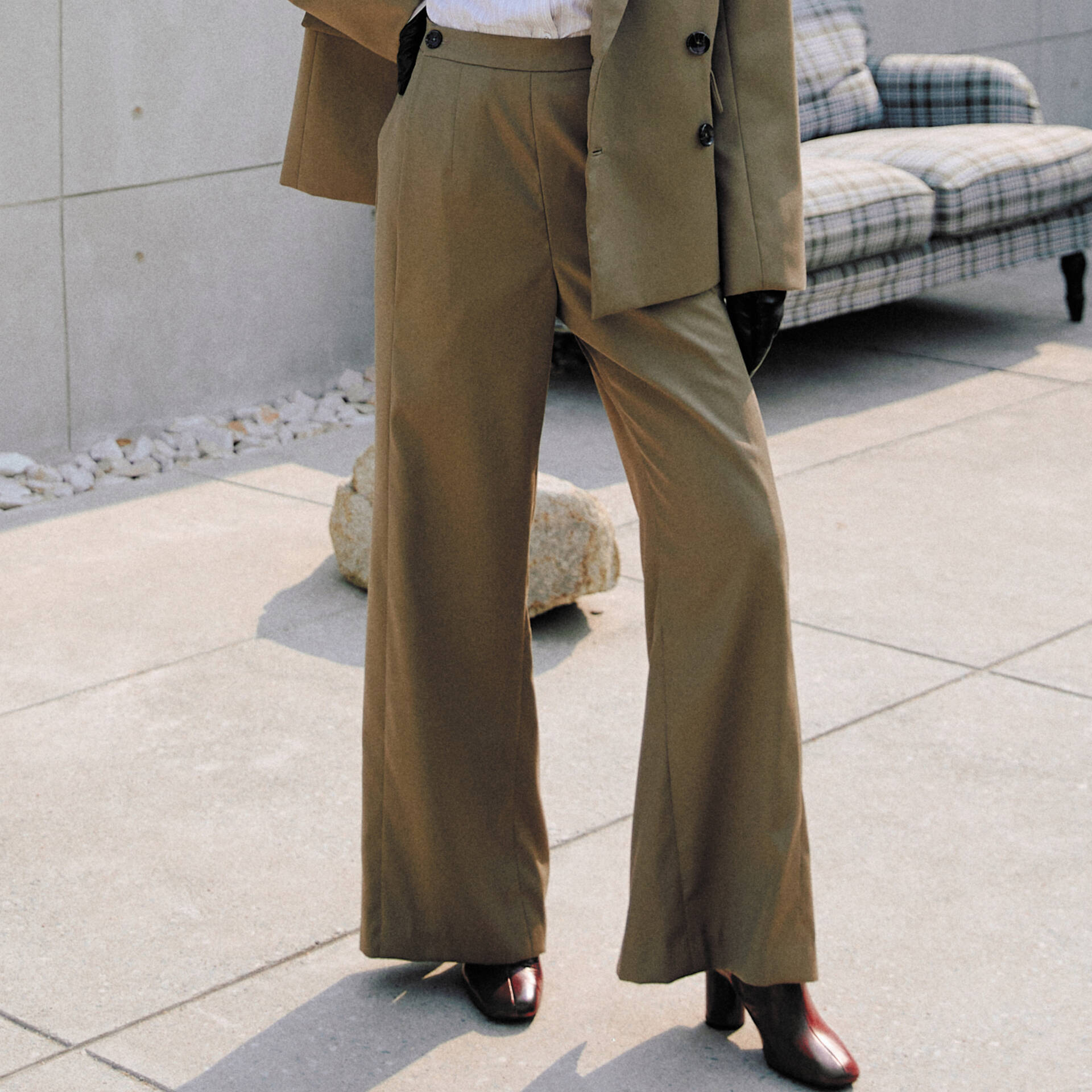 PANTS SS25 BUTTON Pleated (Adjustable Waist) Taupe Wool