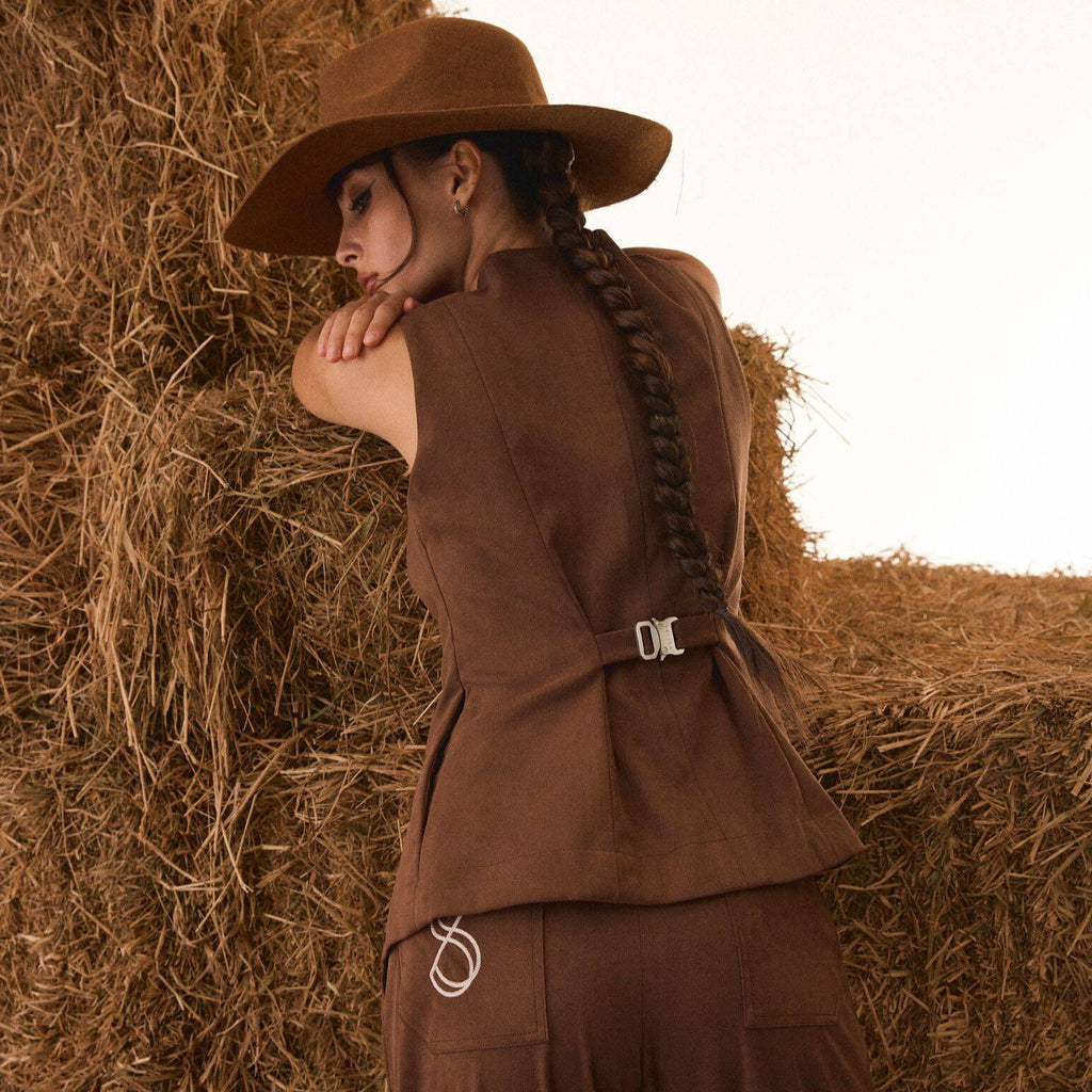 VEST PF24 Suede Brown
