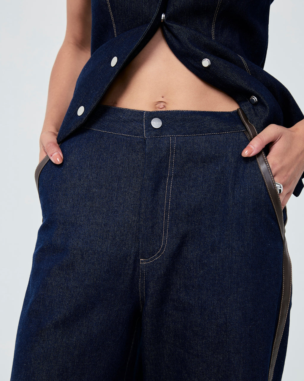 BAGGY CAPRI FW25 Dark Denim (Mid-Rise