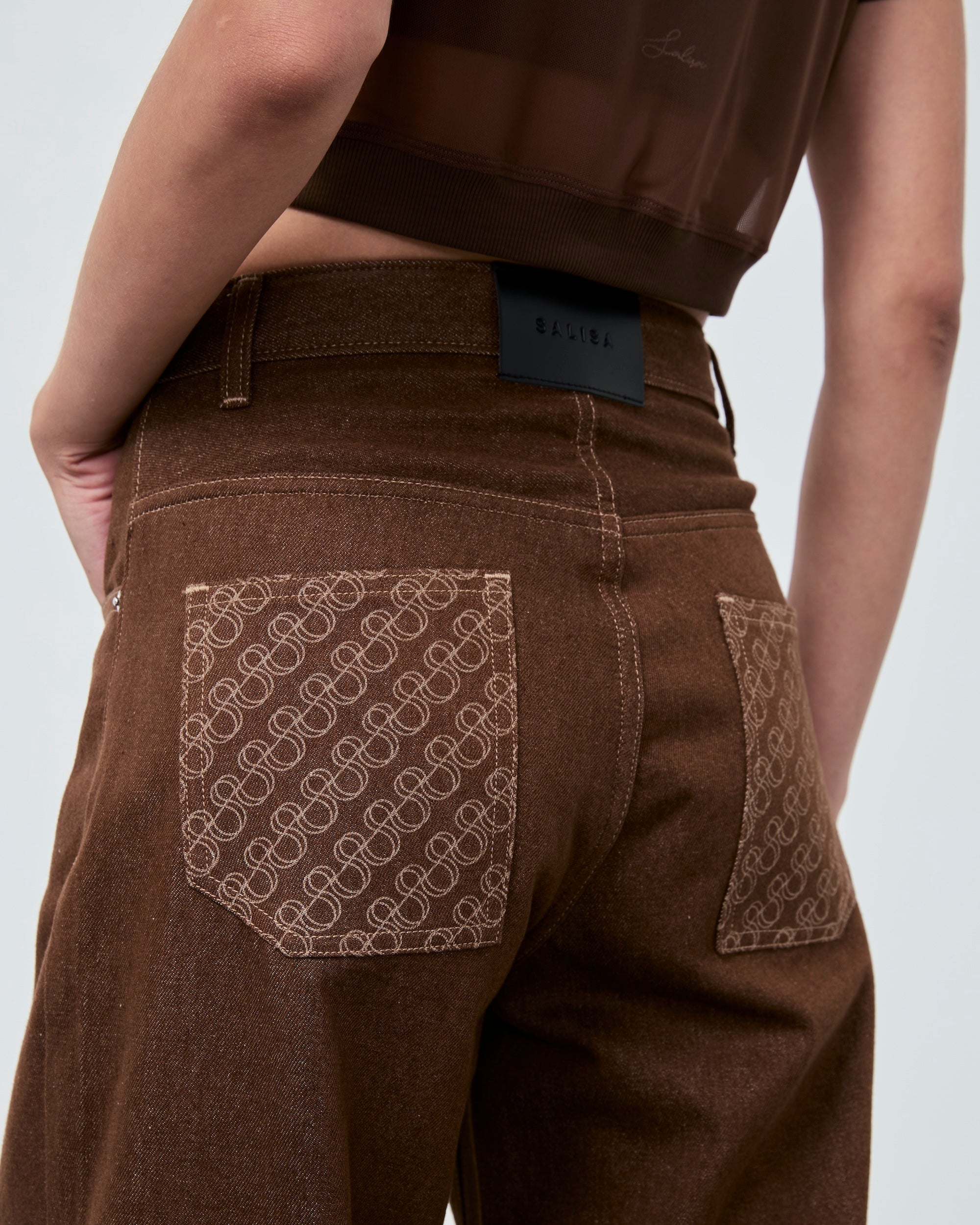 BAGGY JEANS Logo Folded