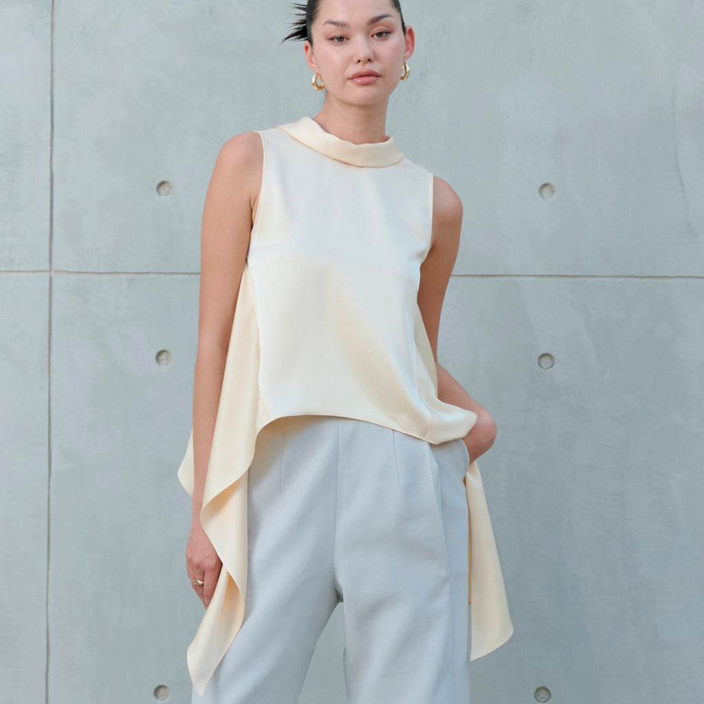 COLLAR BUTTERFLY TOP (Strap hang at back/around the neck)