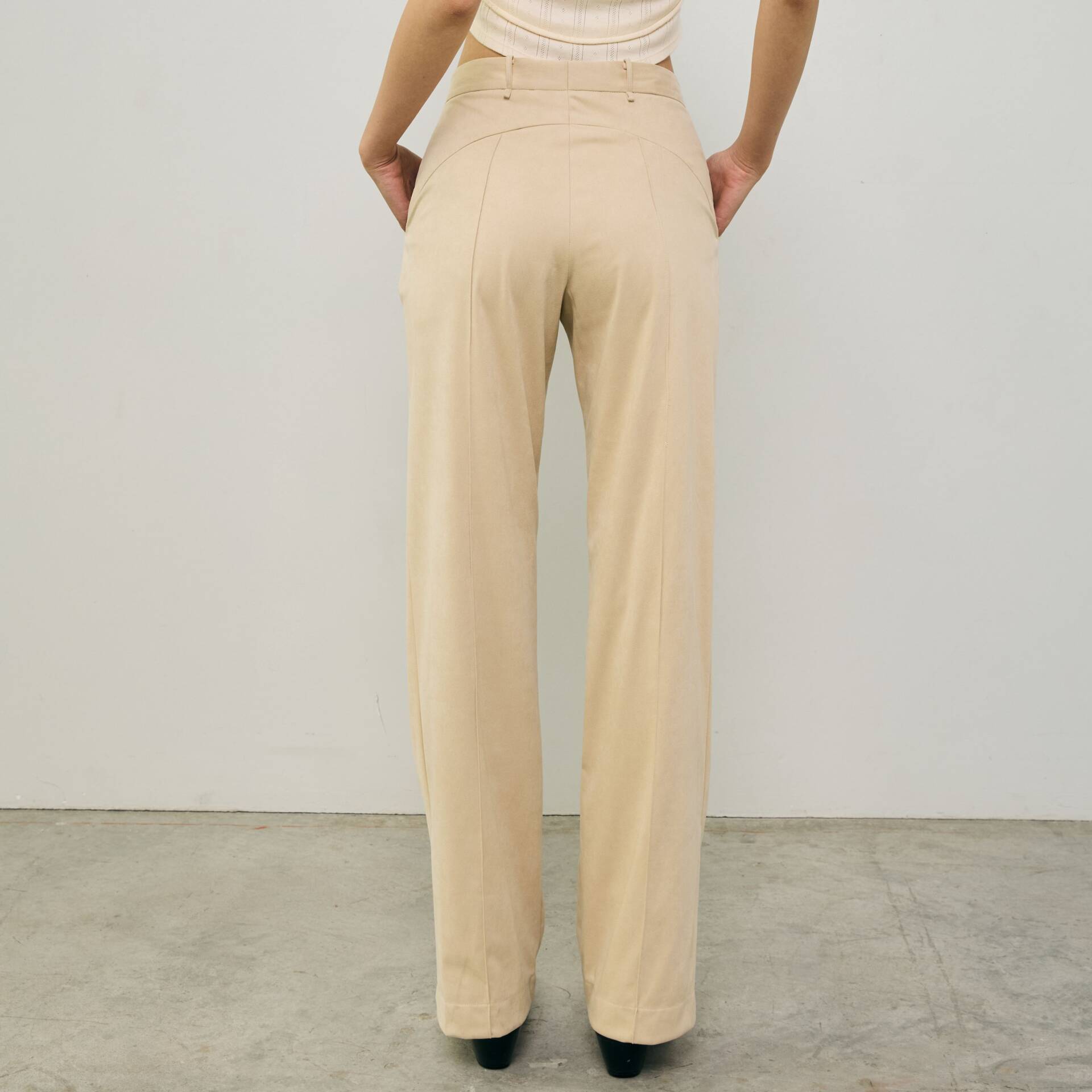PANTS V FW24 Suede or Wool Cream Mid-Rise