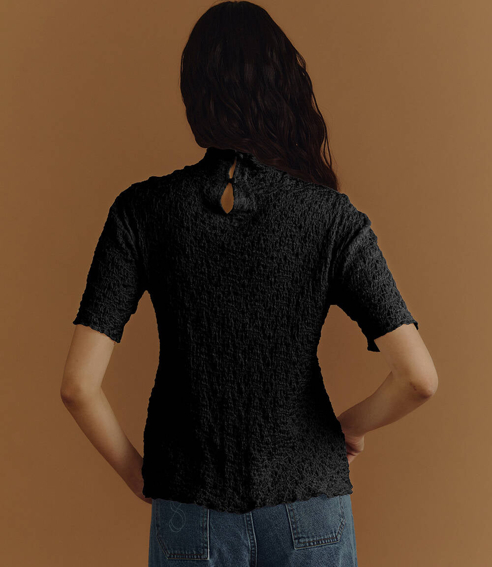 HIGH-NECK BLOUSE PF25