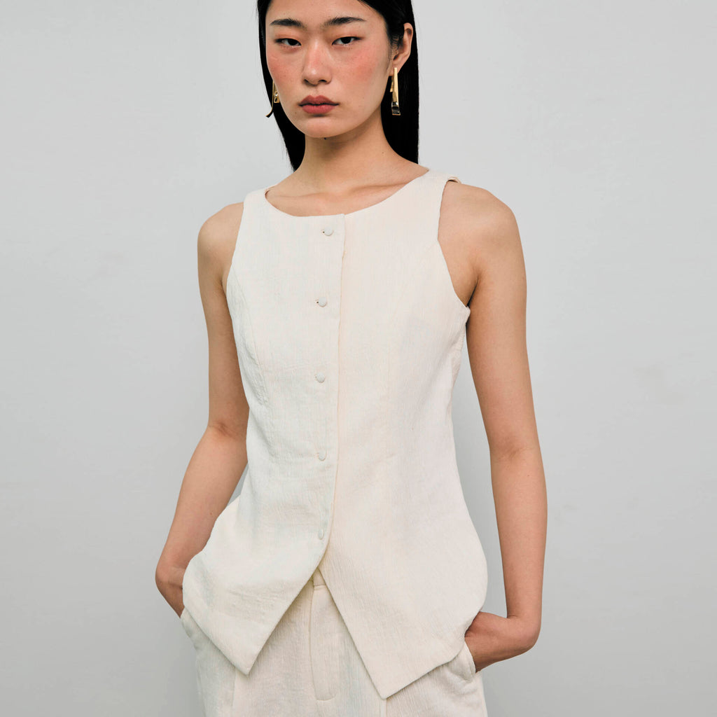 VEST FW24 Irregular Pleat Ivory