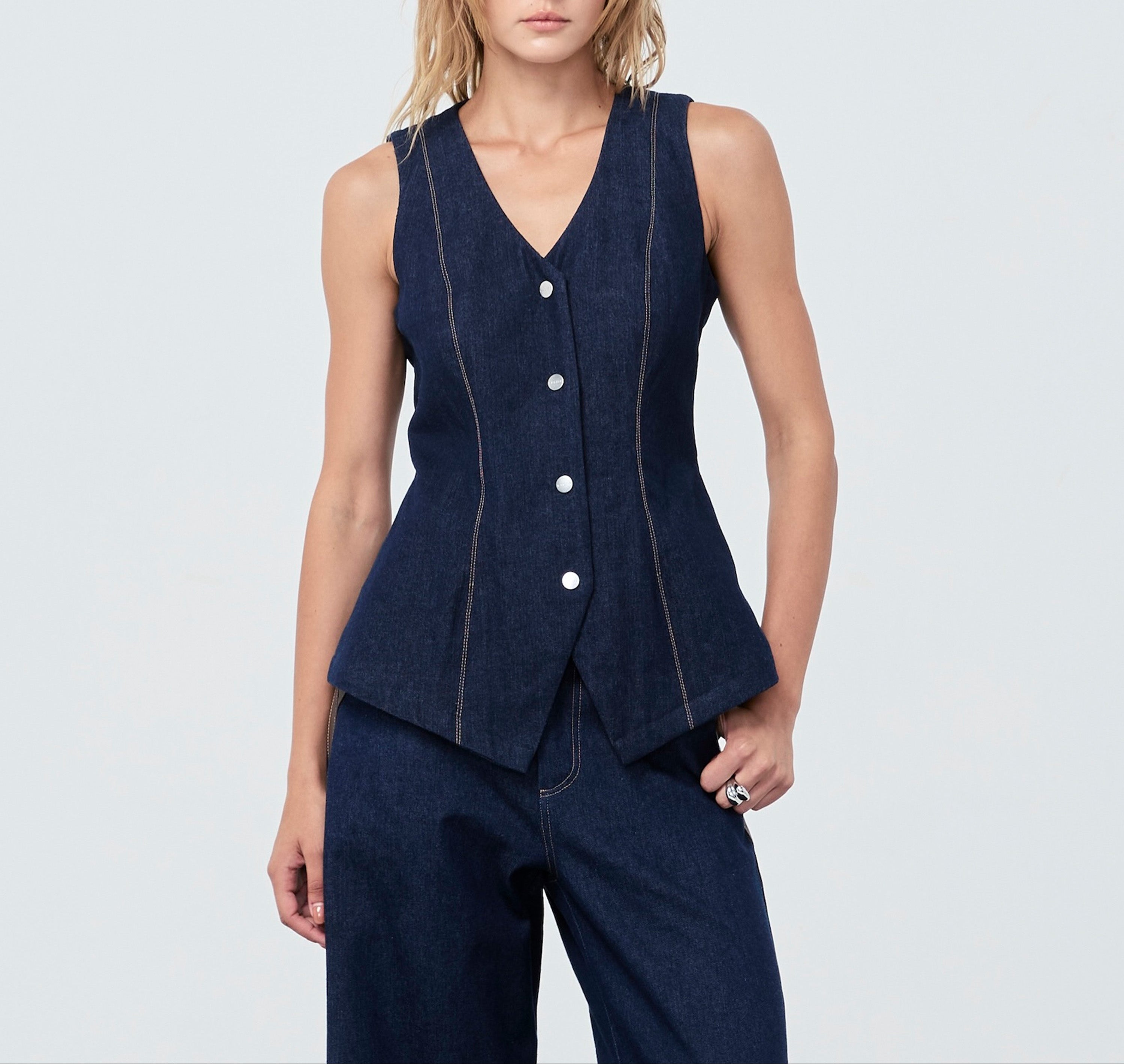 VEST FW25 Buckle Dark Denim